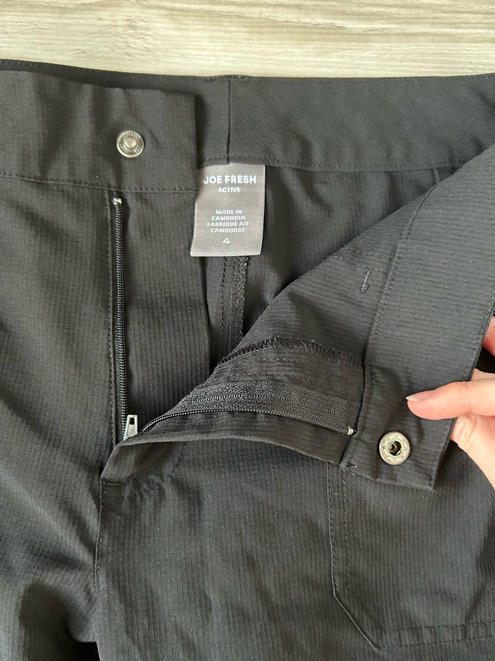 2 for $10 ☀️ Utility active capris sz 4 - Picture 2 of 8
